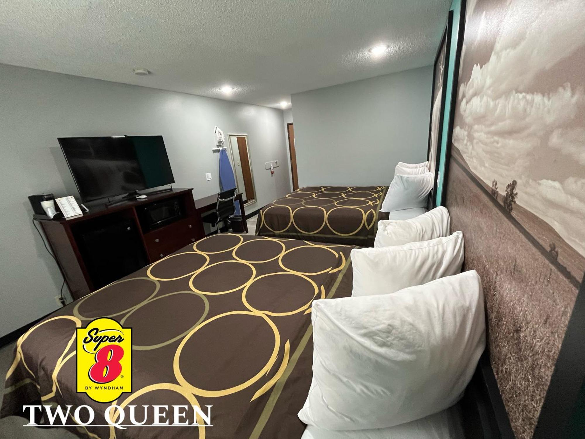 Super 8 By Wyndham Emporia Motel Dış mekan fotoğraf