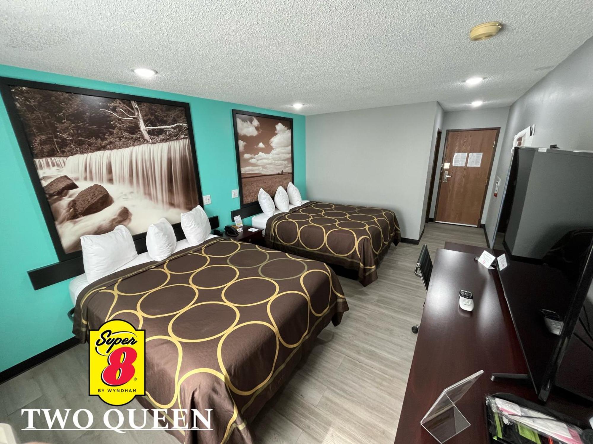 Super 8 By Wyndham Emporia Motel Dış mekan fotoğraf